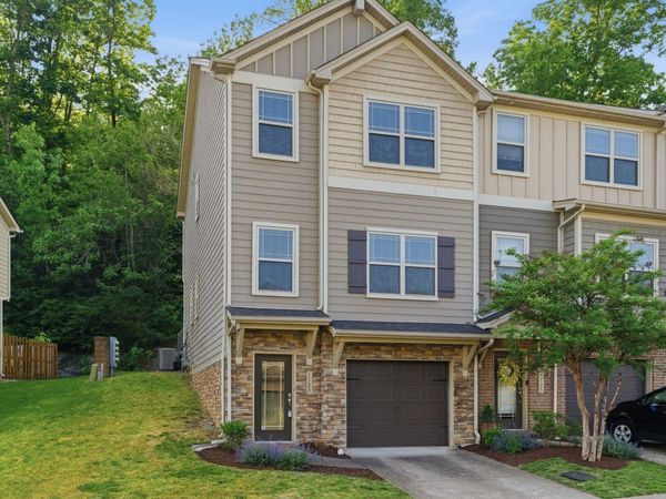 1123 Woodbury Falls Ct, Nashville, TN 37221