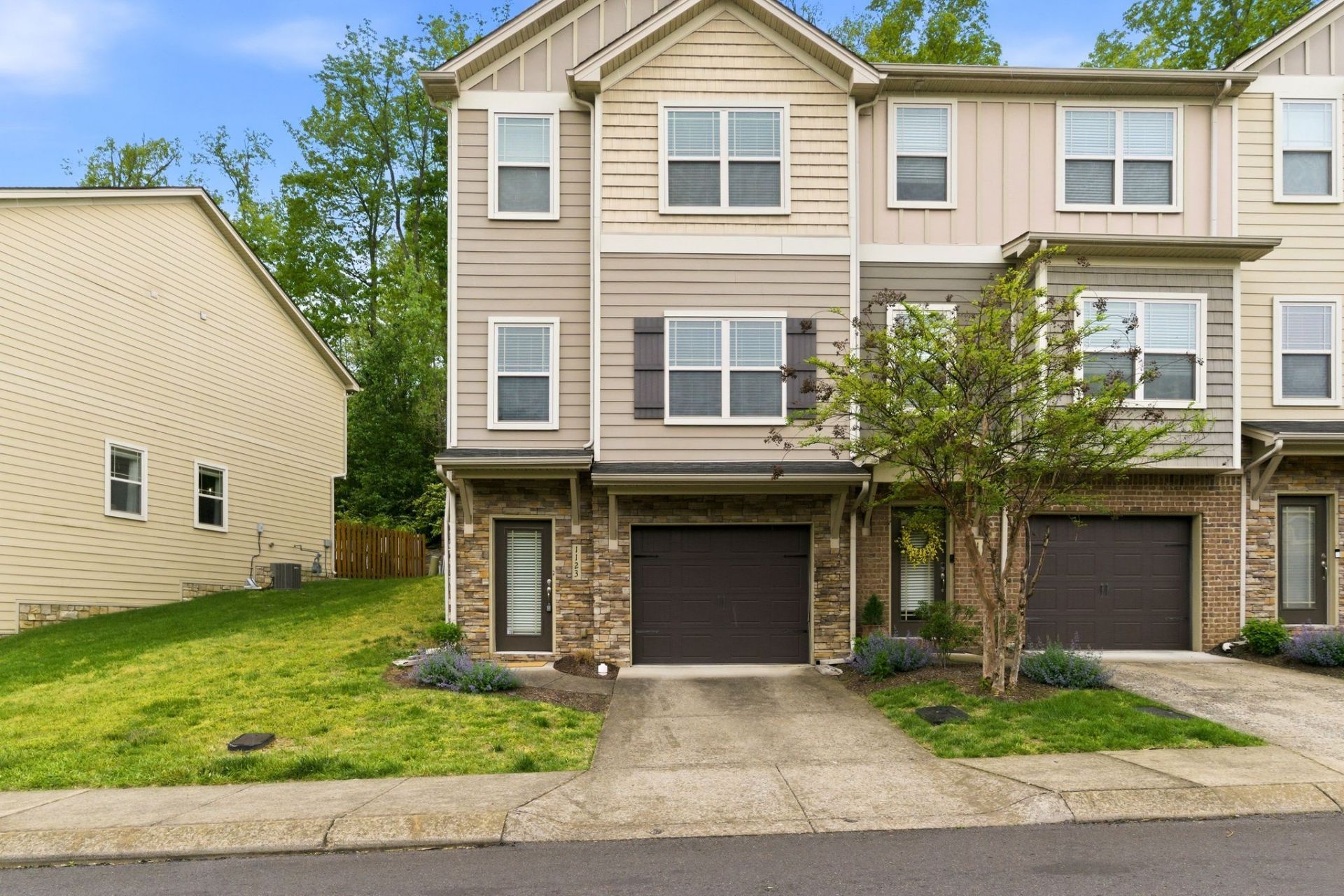 1123 Woodbury Falls Ct , Nashville, TN 37221 Main Photo