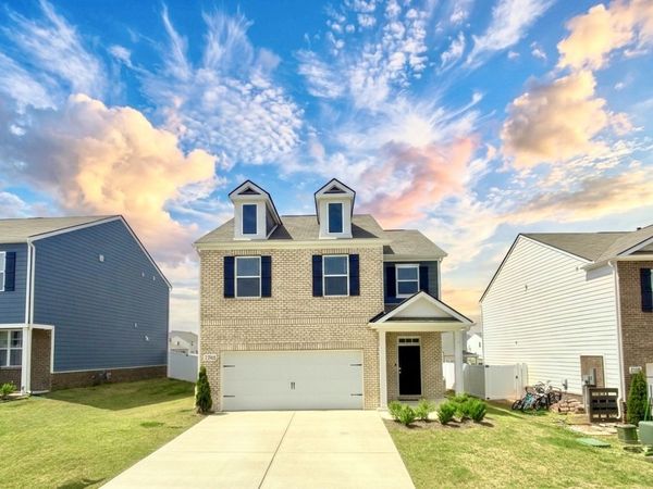 7206 Golden Way, White House, TN 37188