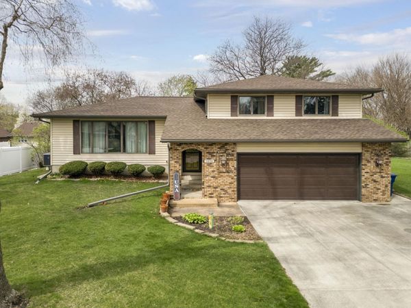 1406 Prospect Boulevard, Waterloo, IA 50701