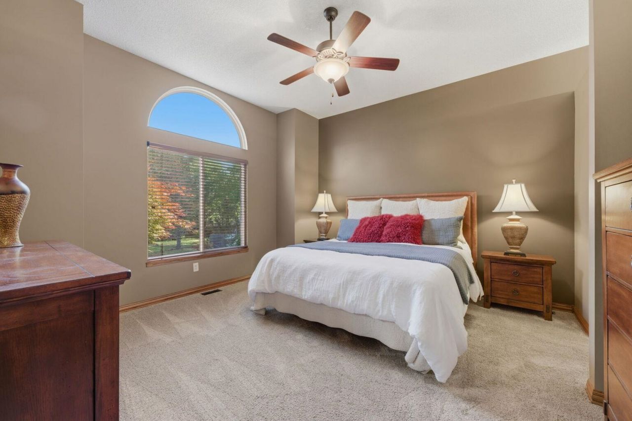 8416 W Shadow Lakes St, Wichita, KS 67205 Main Photo