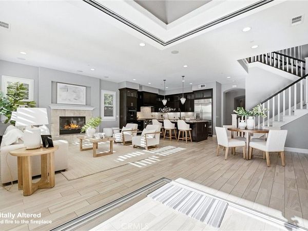 17491 Oakbluffs Lane, Huntington Beach, CA 92649