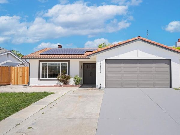 32419 Woodland Dr, Union City, CA 94587