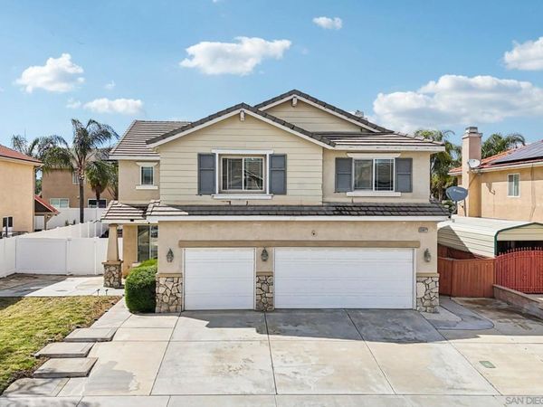 33677 Nandina Ln, Murrieta, CA 92563
