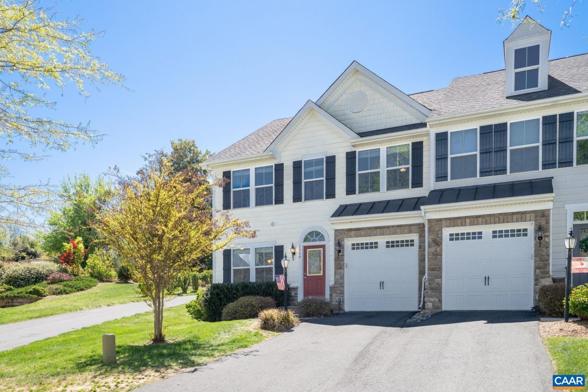 1549 Sawgrass Ct, Charlottesville, VA 22901 Main Photo