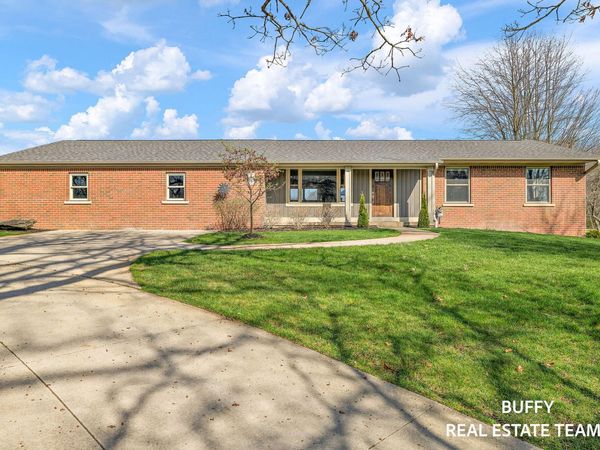 7500 Tiffany Avenue NE, Rockford, MI 49341