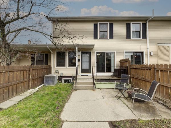 2824 Roundtree Boulevard, Ypsilanti, MI 48197