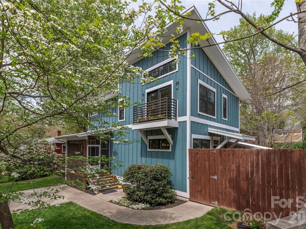 135 Salola Street , Asheville, NC 28806