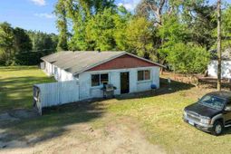 1620 Lamar Hwy photo 4