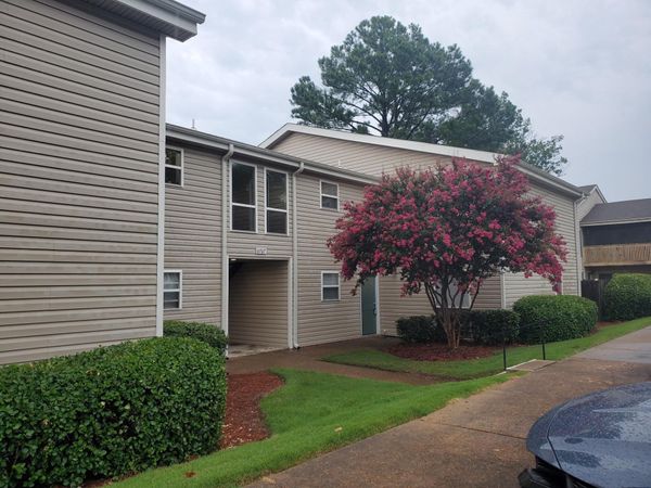 6767 MEADOW OAK PL, Unit 3, Memphis, TN 38120