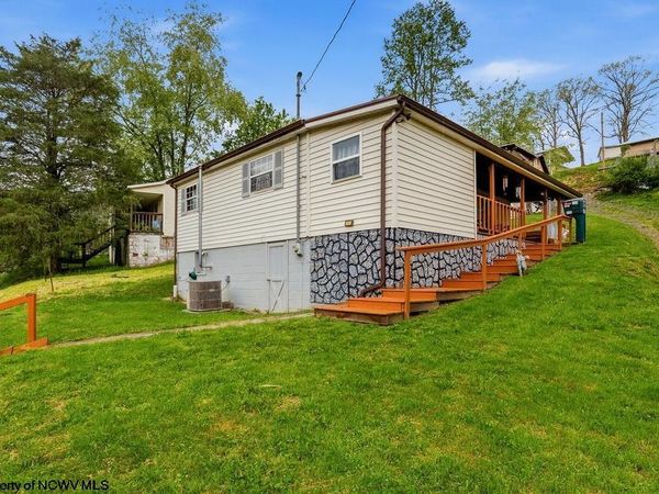 115 Virginia Street, Gassaway, WV 26624