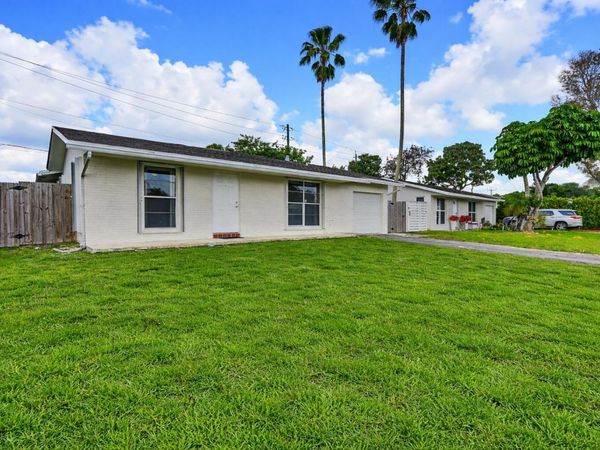 22229 SW 65th Terrace, Boca Raton, FL 33428