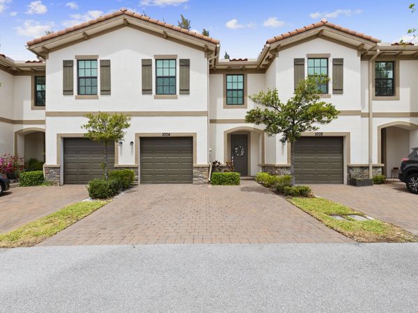 1004 Sweet Briar Lane, Riviera Beach, FL 33410