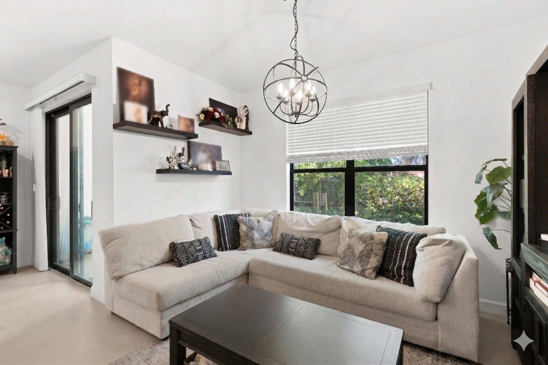 1004 Sweet Briar Lane, Riviera Beach, FL 33410 Photo