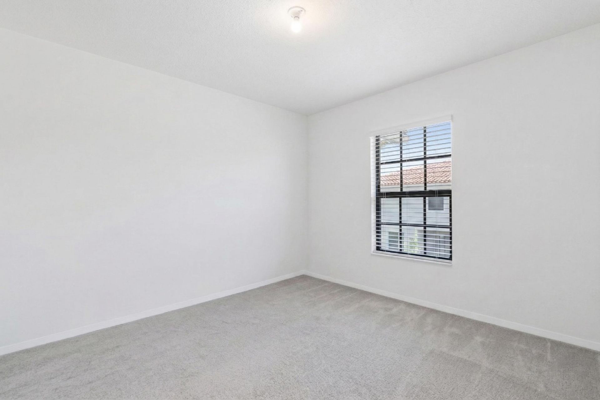 1004 Sweet Briar Lane, Riviera Beach, FL 33410 Photo