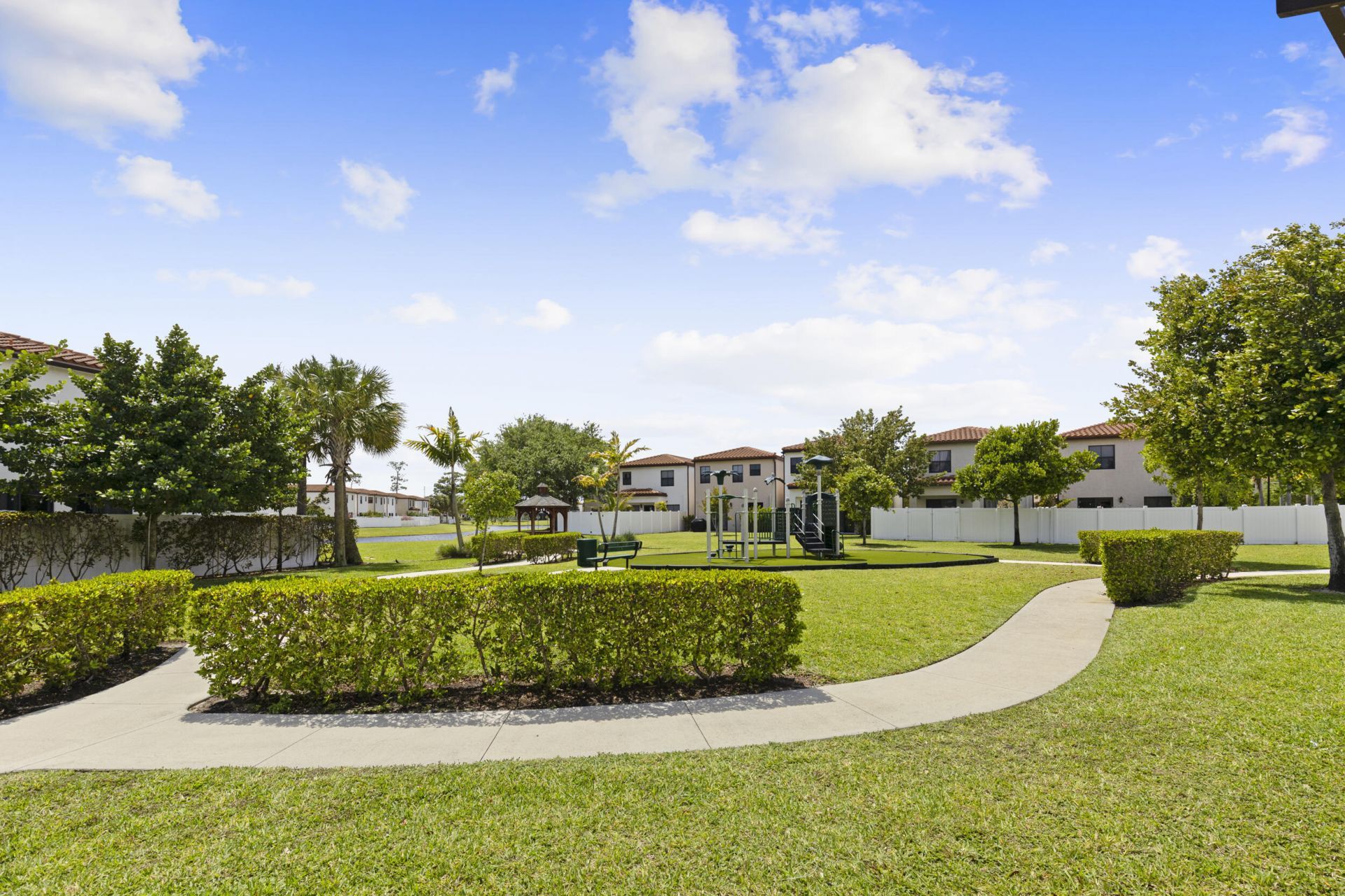 1004 Sweet Briar Lane, Riviera Beach, FL 33410 Photo