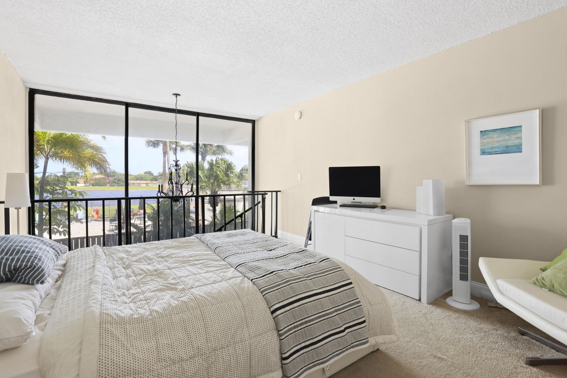 1830 Embassy Drive, Unit 122, West Palm Beach, FL 33401 Photo