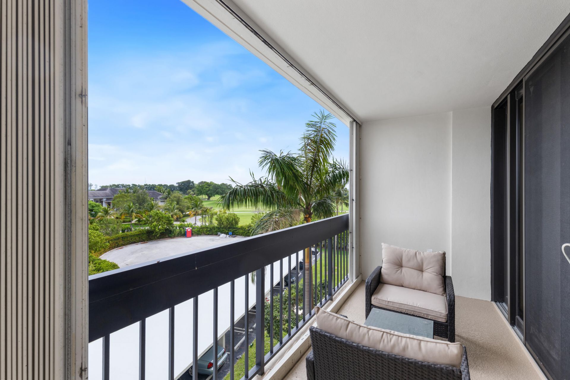 2400 Presidential Way, Unit 401, West Palm Beach, FL 33401 Photo
