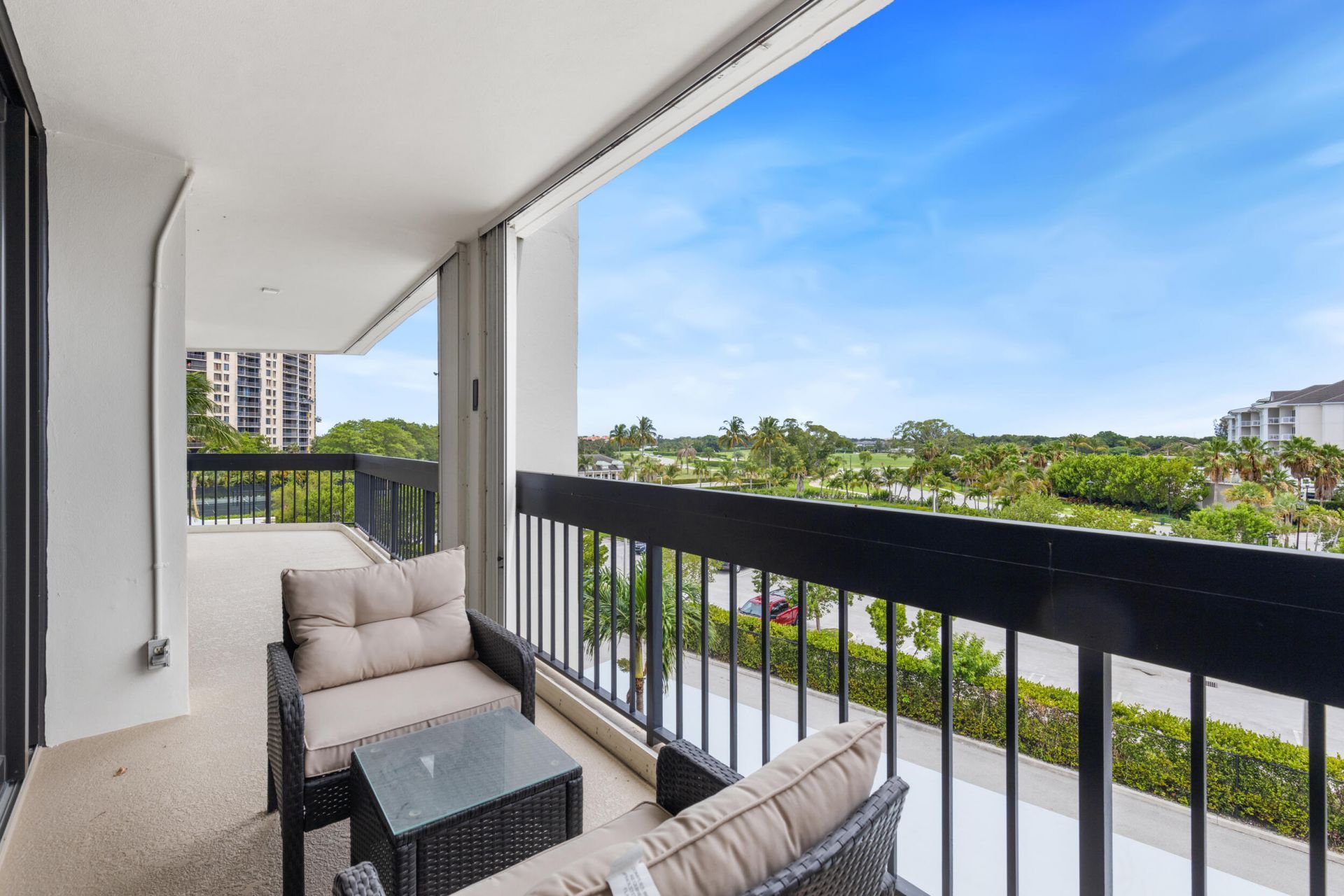 2400 Presidential Way, Unit 401, West Palm Beach, FL 33401 Photo