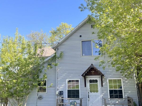 407 5th Street, Iron Mountain, MI 49801