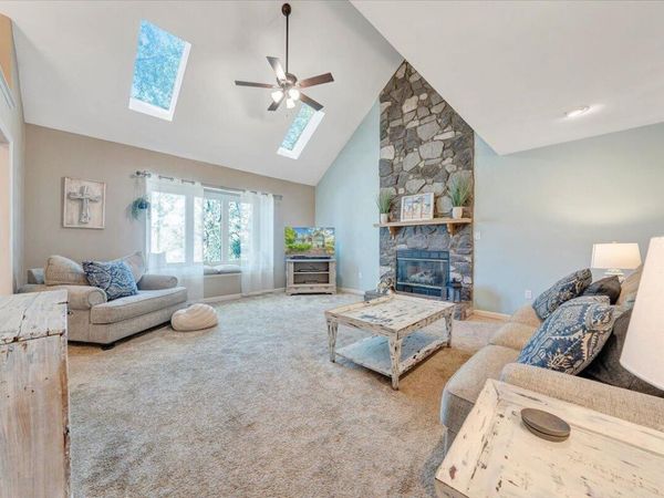 662 Stayman RD, Roanoke, VA 24019