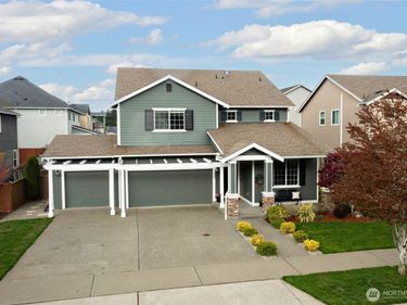 14207 Overlook Drive E, Bonney Lake, WA 98391