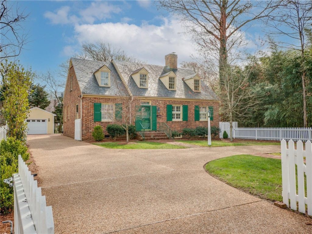 321 N Henry Street, Williamsburg, VA 23185 Main Photo