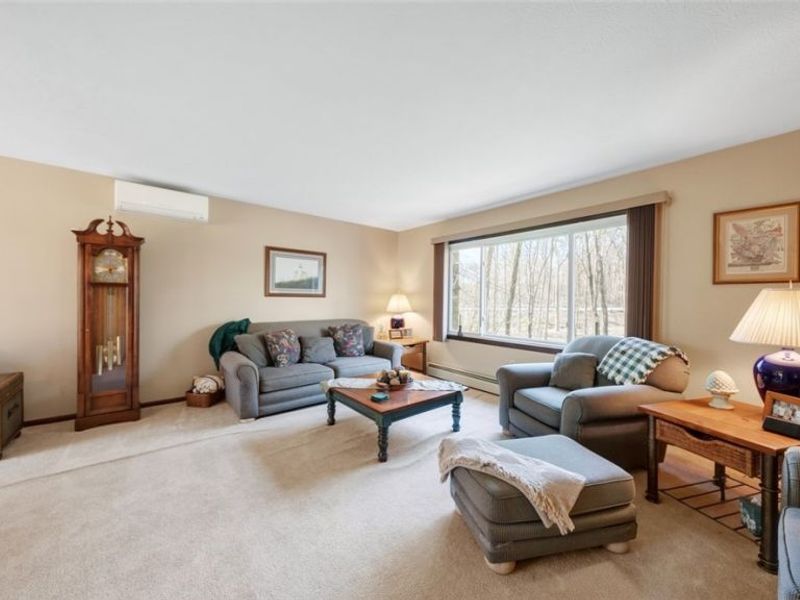 9690 Kinsman Road, Novelty, OH 44072 Photo 7