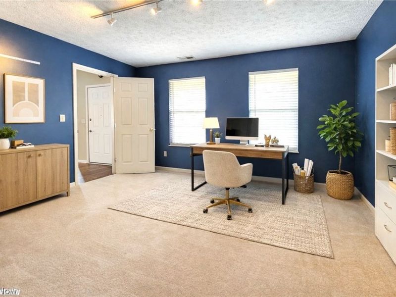 8633 Redtail Court, Macedonia, OH 44056 Photo 10