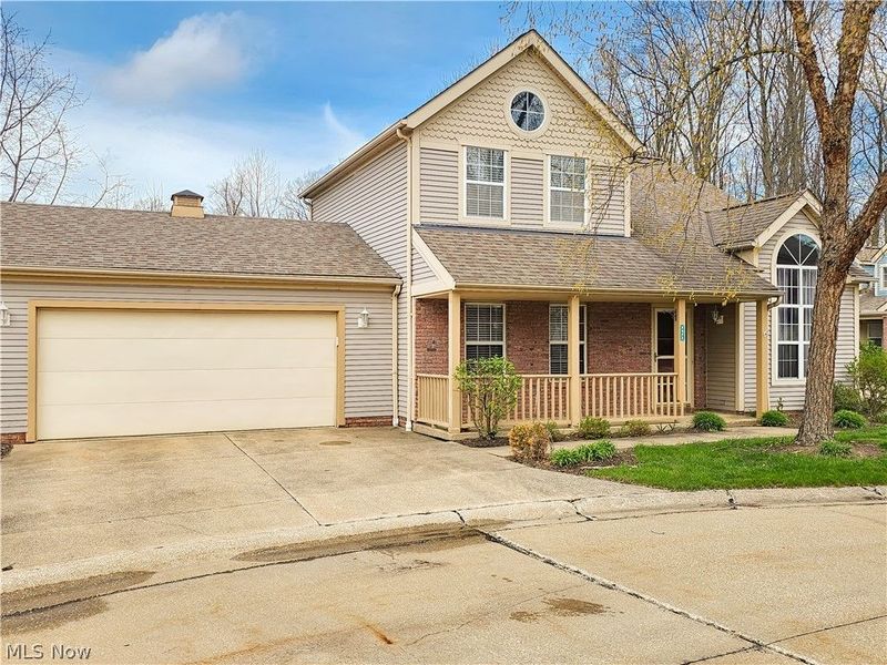 8633 Redtail Court, Macedonia, OH 44056 Photo 2