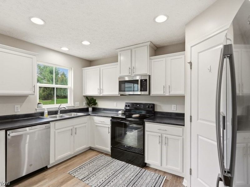 6562 Wisteria Lane, Medina, OH 44256 Photo 10