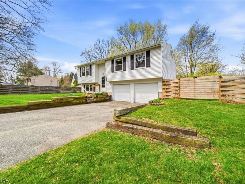 1782 Bathgate Avenue, Madison, OH 44057 Photo 2