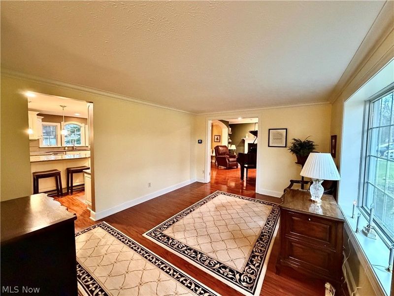 243 Greenbriar Drive, Cortland, OH 44410 Photo 14