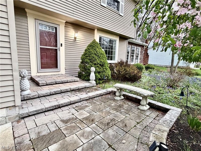 243 Greenbriar Drive, Cortland, OH 44410 Photo 28