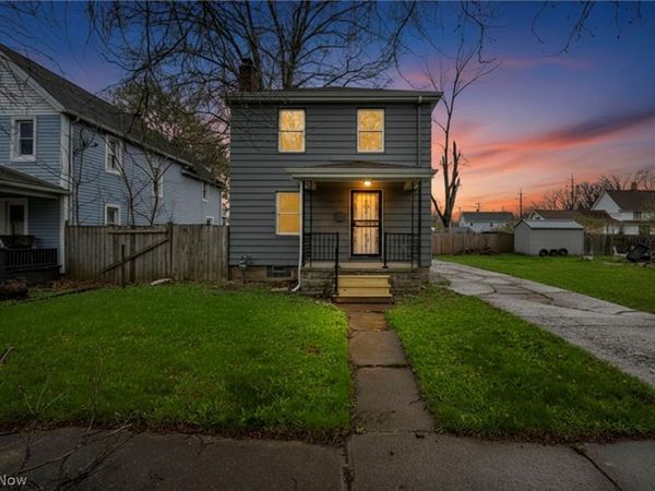 330 18th Street , Elyria, OH 44035