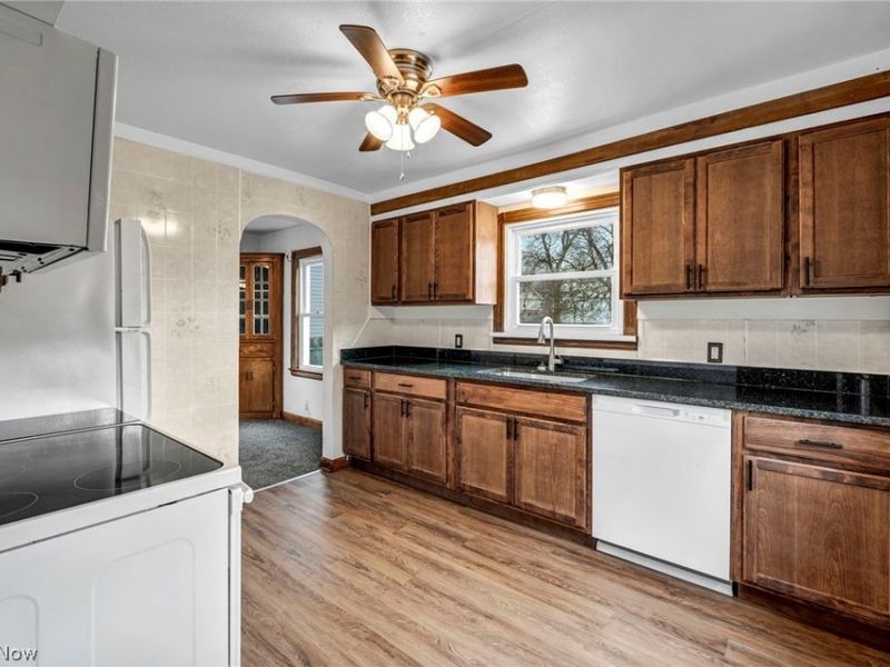 330 18th Street, Elyria, OH 44035 Photo 18