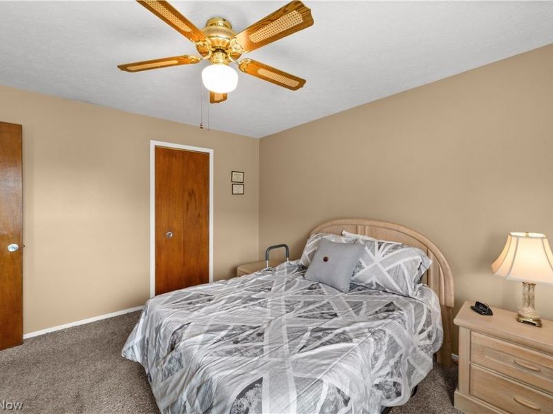 20312 Lorain Road, Fairview Park, OH 44126 Photo 19