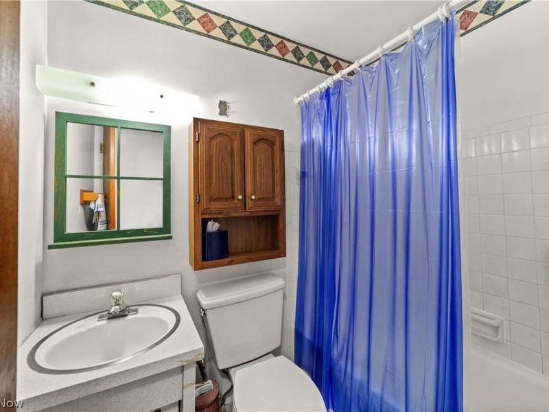 20312 Lorain Road, Fairview Park, OH 44126 Photo 26