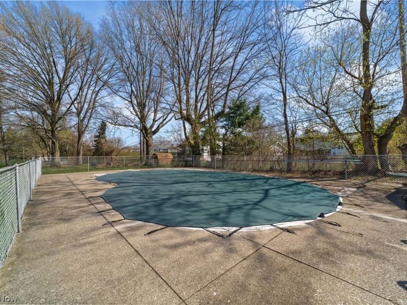 20312 Lorain Road, Fairview Park, OH 44126 Photo 32