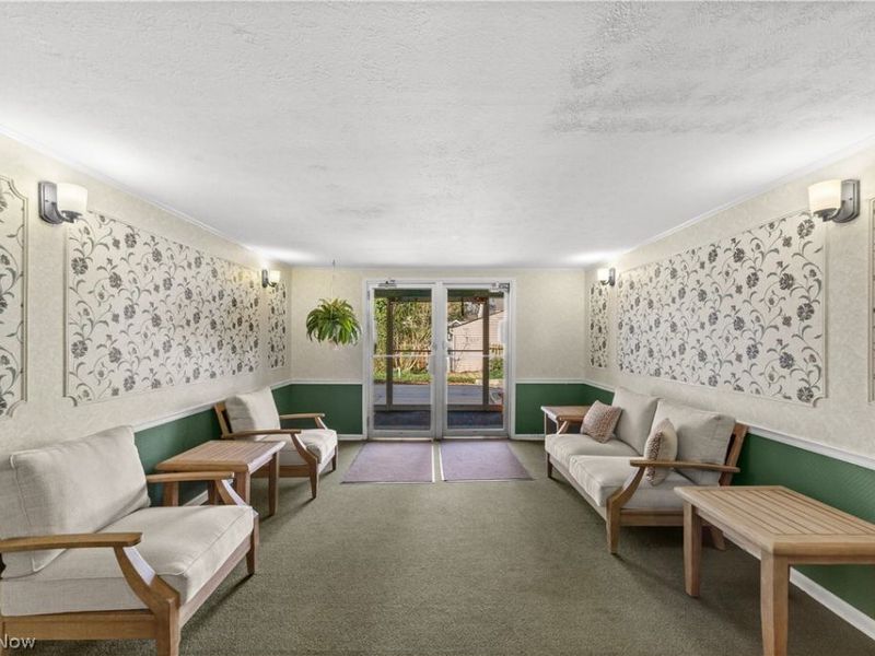 20312 Lorain Road, Fairview Park, OH 44126 Photo 5