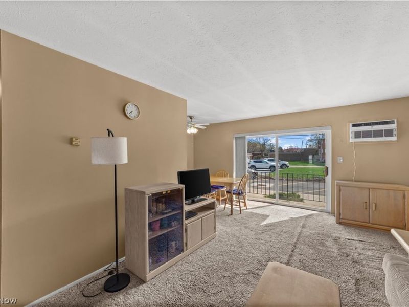 20312 Lorain Road, Fairview Park, OH 44126 Photo 9