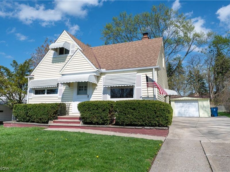 5139 Robinhood Drive, Willoughby, OH 44094 Photo 1