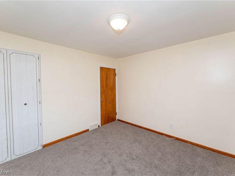 5139 Robinhood Drive, Willoughby, OH 44094 Photo 13