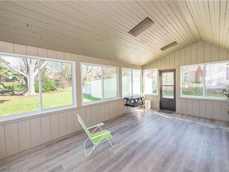 5139 Robinhood Drive, Willoughby, OH 44094 Photo 2