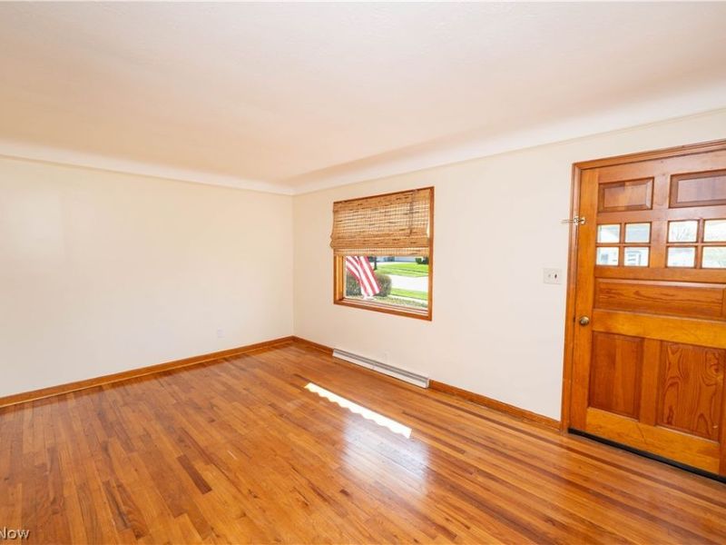 5139 Robinhood Drive, Willoughby, OH 44094 Photo 5