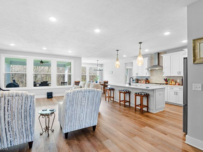 2847 Galway Drive , Brunswick Hills, OH 44212 Photo 10