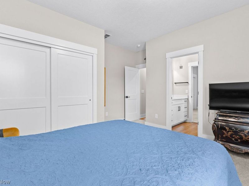 2847 Galway Drive , Brunswick Hills, OH 44212 Photo 21