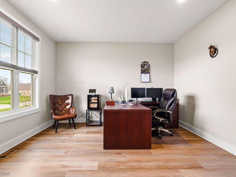 2847 Galway Drive , Brunswick Hills, OH 44212 Photo 5