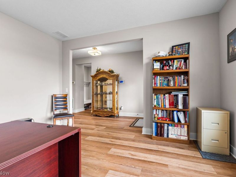 2847 Galway Drive , Brunswick Hills, OH 44212 Photo 6