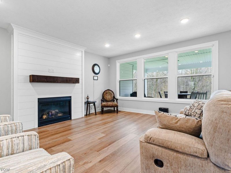 2847 Galway Drive , Brunswick Hills, OH 44212 Photo 7